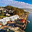 456 Embarcadero Inn & Suites