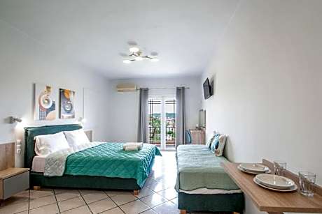 Studio with Sea View