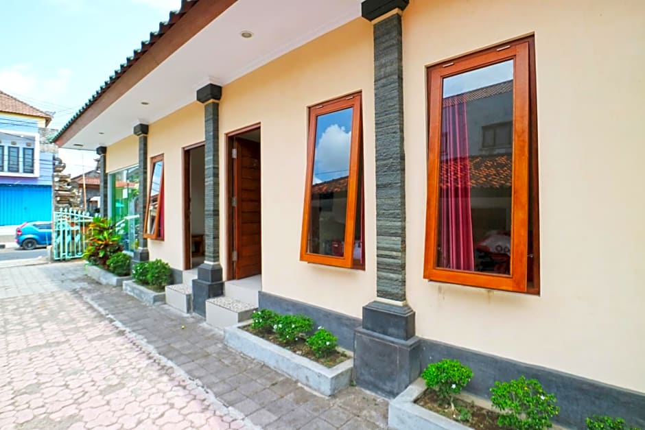 Hotel Mawar II
