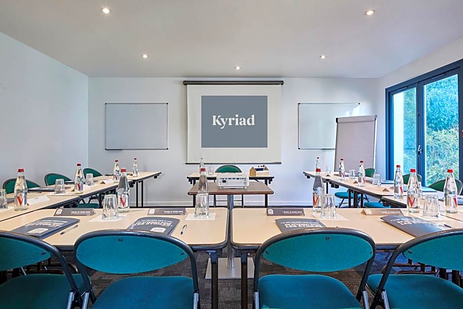 Kyriad Brie-Comte-Robert
