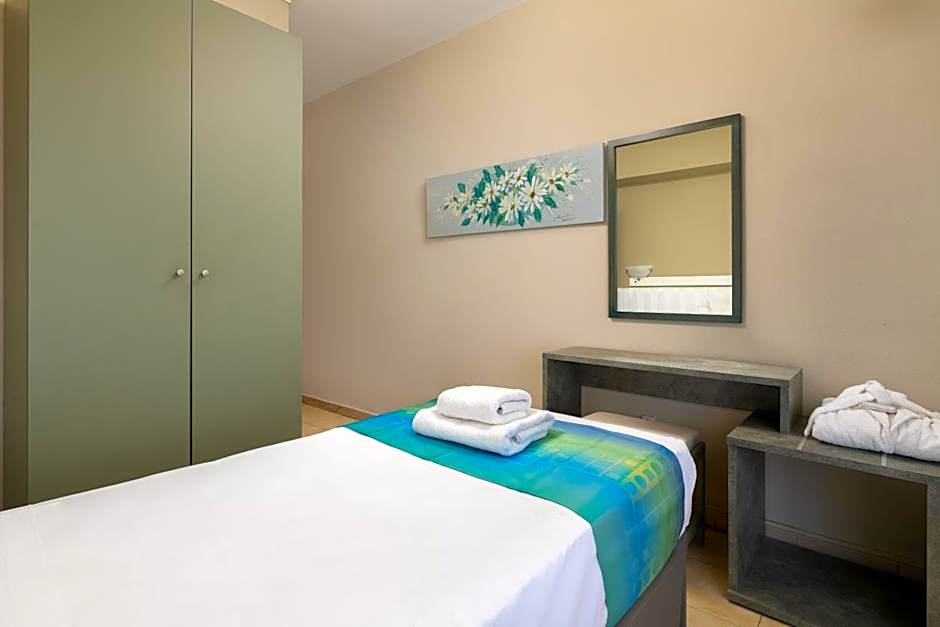 Lito Hotel