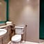 Protea Hotel by Marriott Benin City Select Emotan