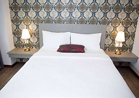 Superior Queen Room (No Window)