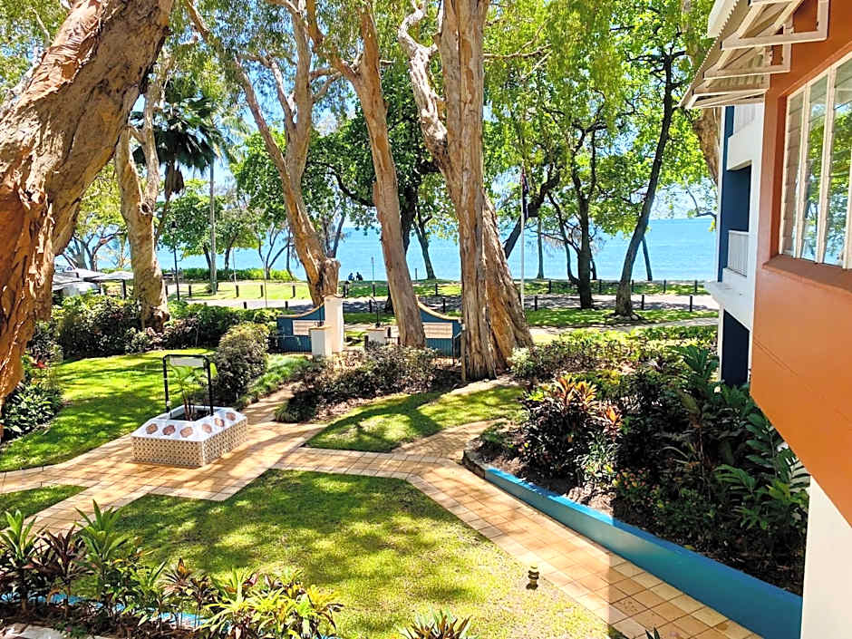 BeachView Apartments at Villa Paradiso