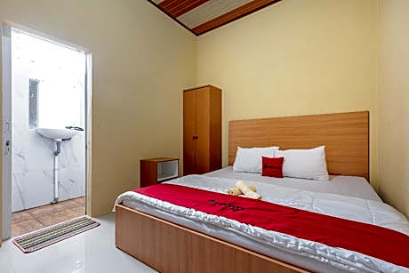 RedDoorz near Waterworld Lampung
