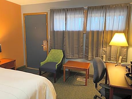 King Room - Non-Smoking