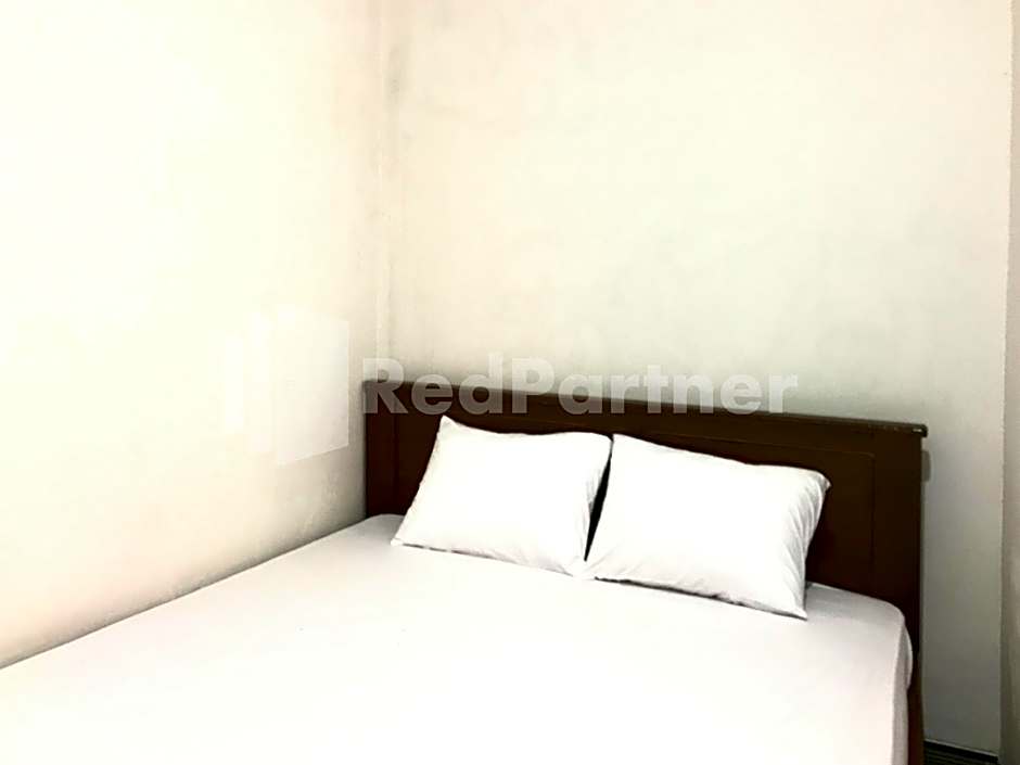 Salim Living RedPartner