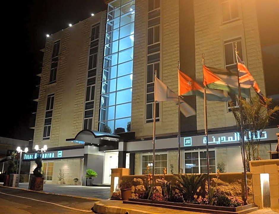 Tilal Almadina Hotel & Suites
