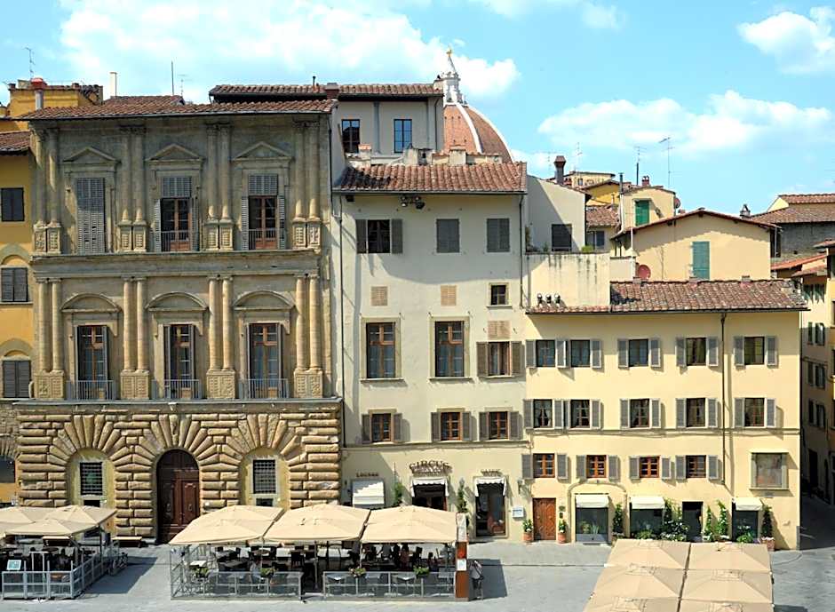 La Casa Del Garbo - Luxury Rooms & Suite