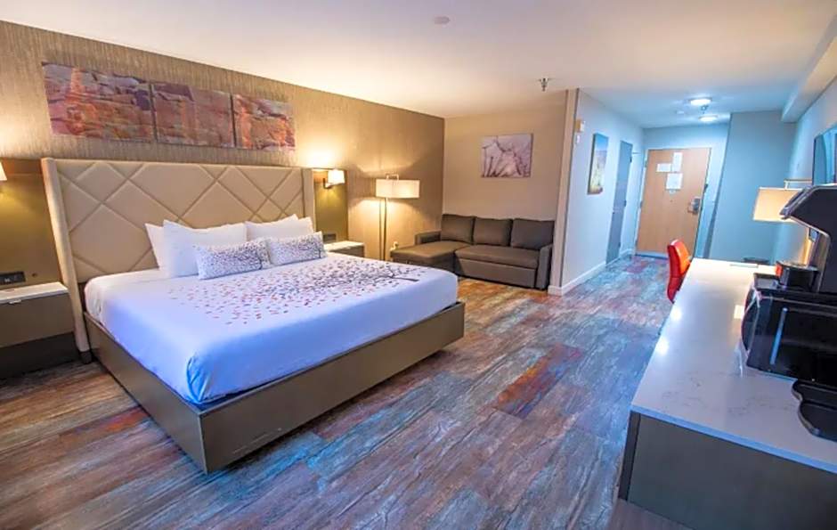 Empeiria High Sierra Hotel