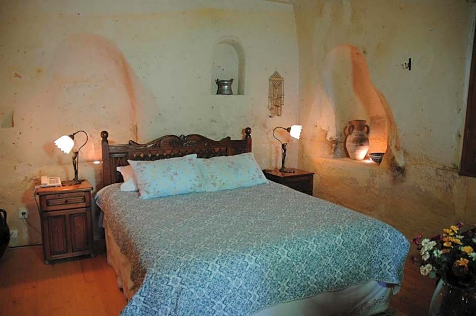 Elkep Evi Cave Hotel