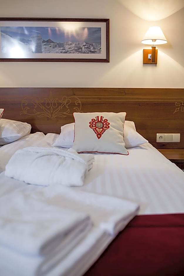 Hotel Logos
