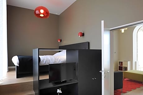 One-Bedroom Standard Apartment