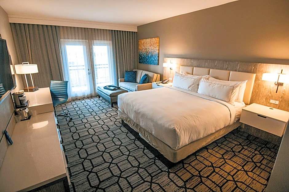 DoubleTree by Hilton Lubbock - University Area
