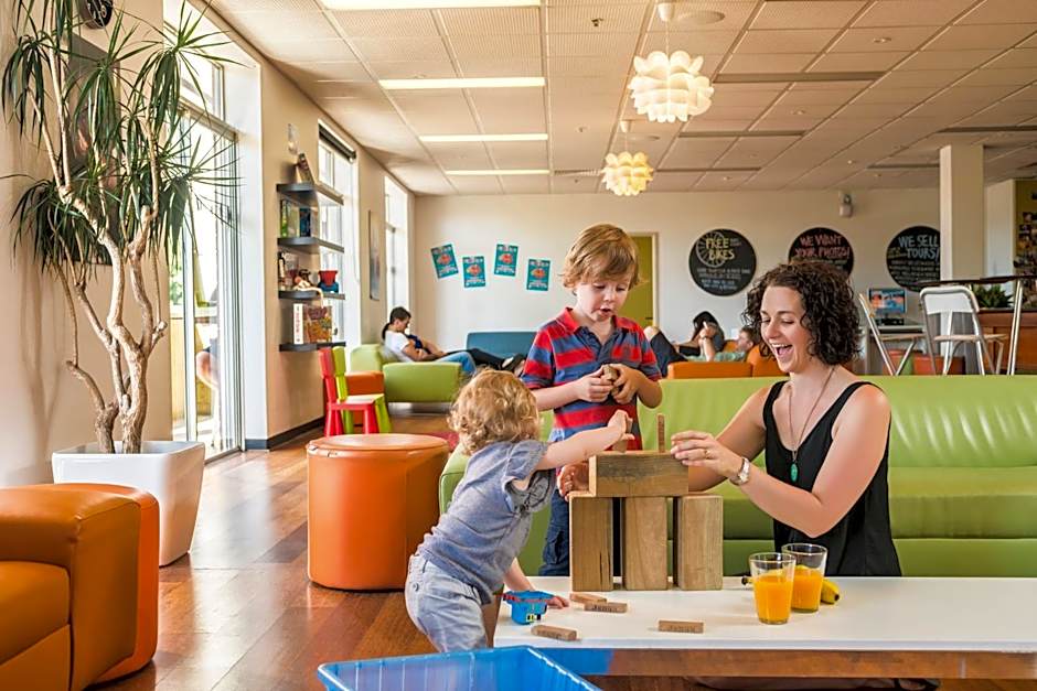 YHA Adelaide Central