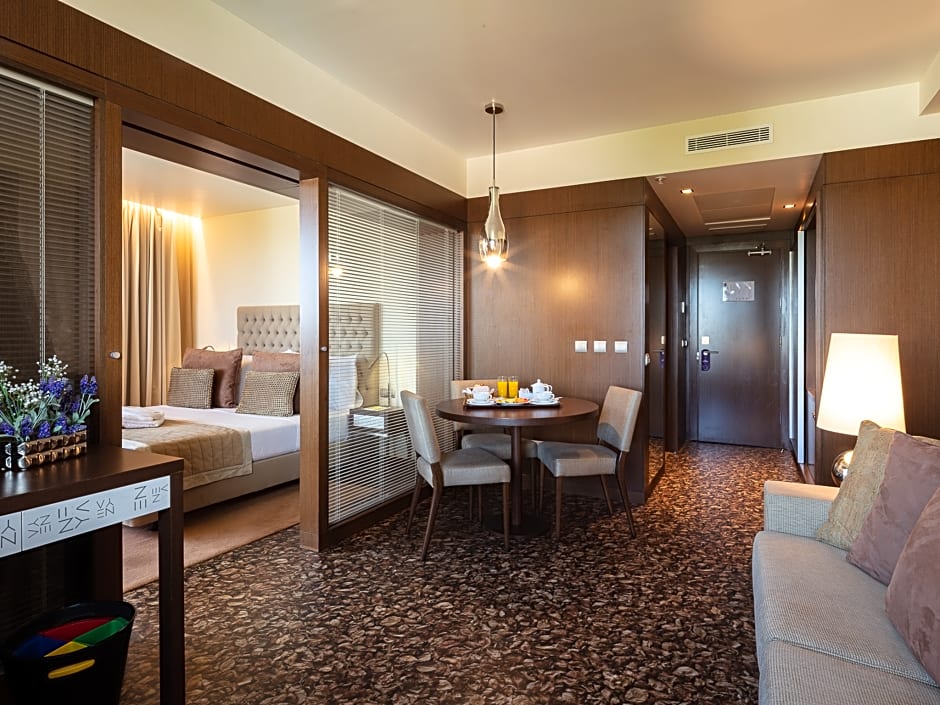 Neya Lisboa Hotel