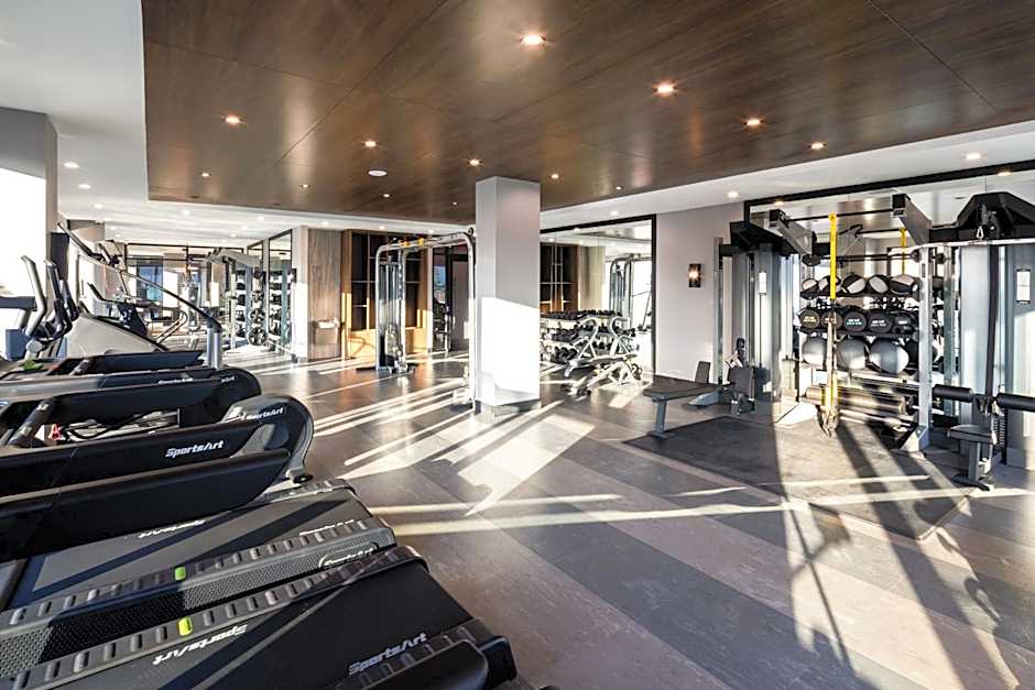 Global Luxury Suites at The Arches