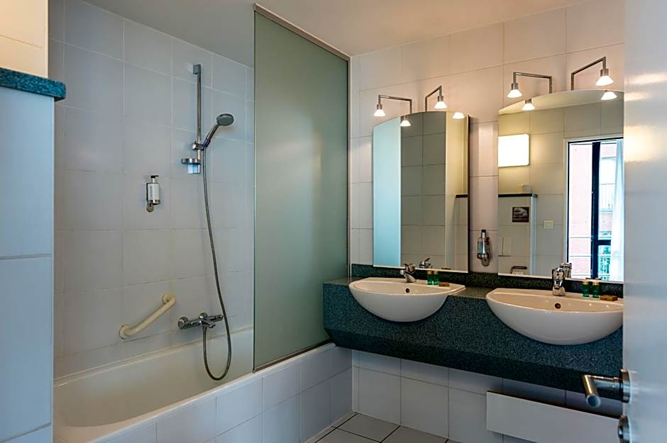 Hotel Docklands