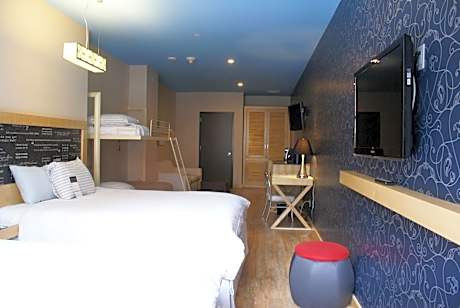 Premium Family Room