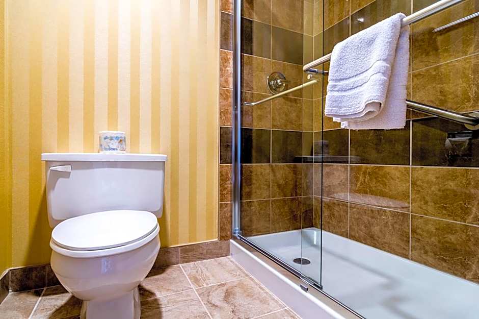 Sinbads Hotel & Suites