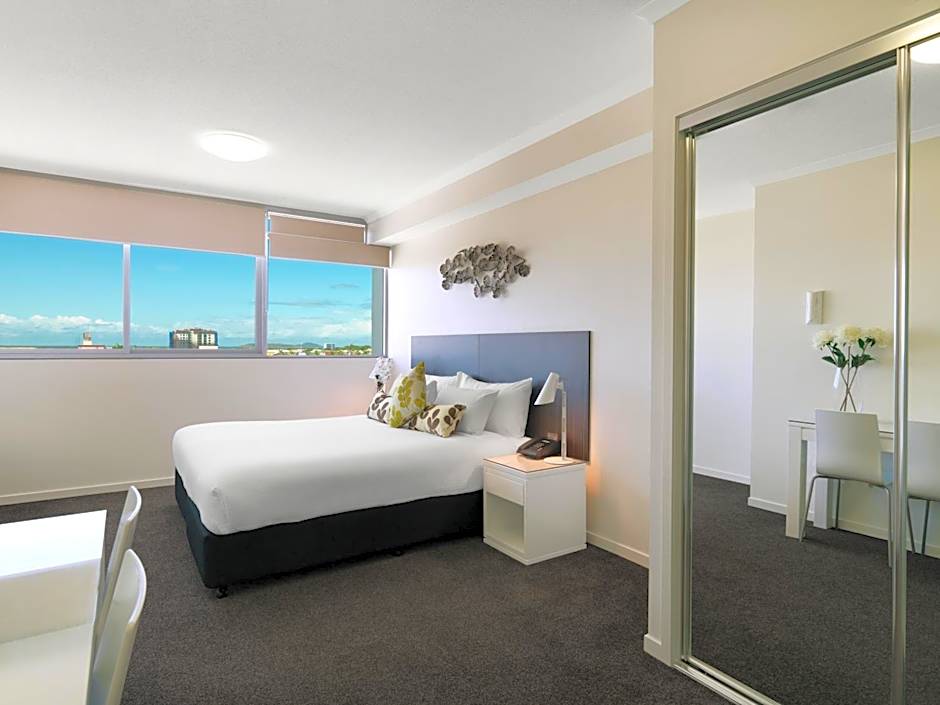 Oaks Mackay Rivermarque Hotel