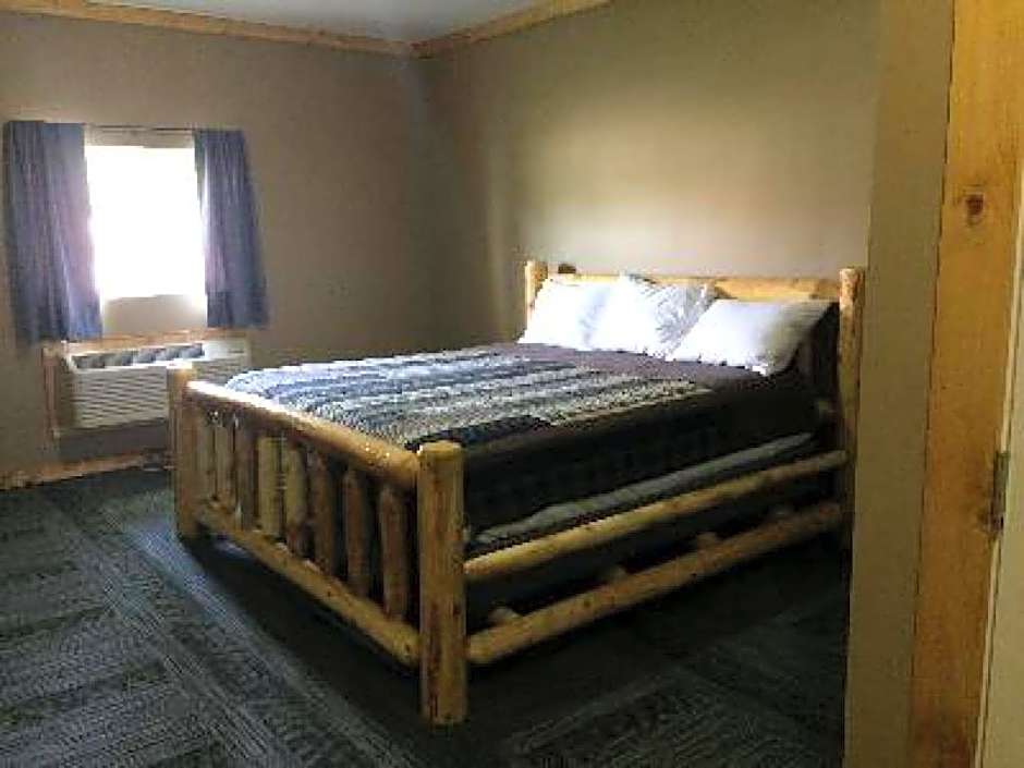 Big Horse Inn and Suites