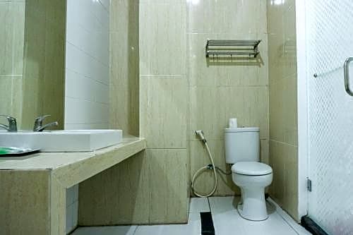 RedDoorz Plus @ Ende City Center