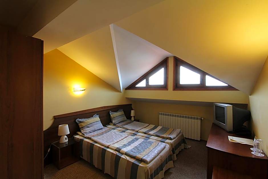 Kap House Family Hotel