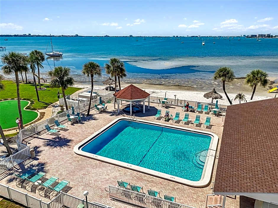 Waterfront Resort Condo w Beach
