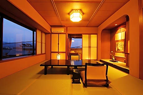 Japanese-Style Deluxe Room
