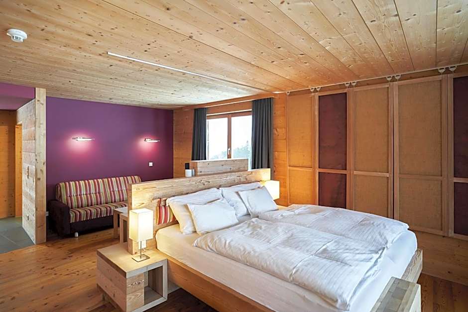Photo 1 of 1 of Mountain Suite