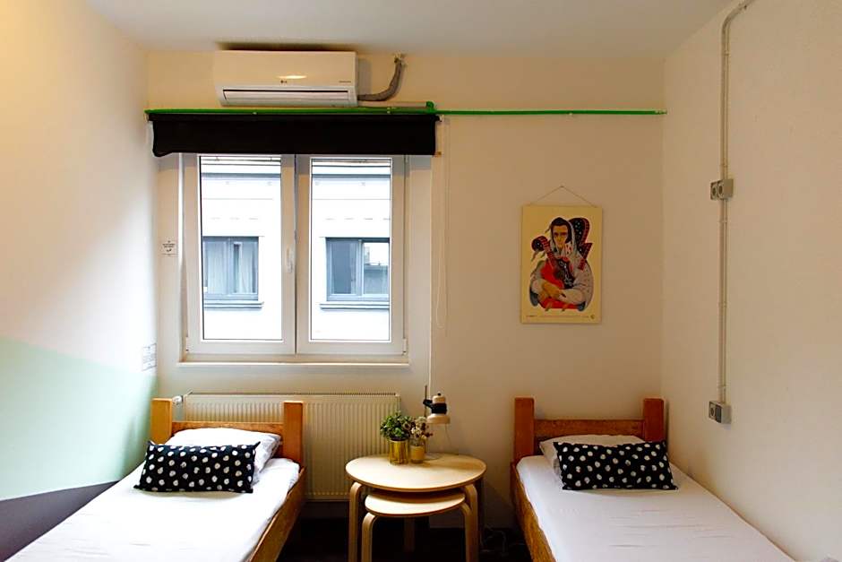Stay Swanky Hostel