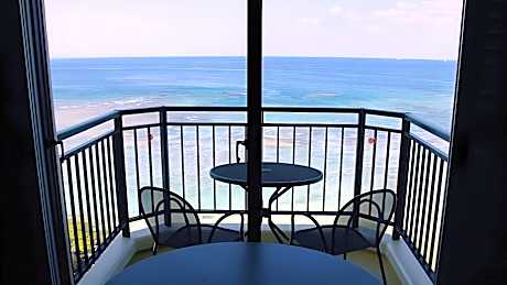 Ocean Front High Floor Twin - Non-Smoking