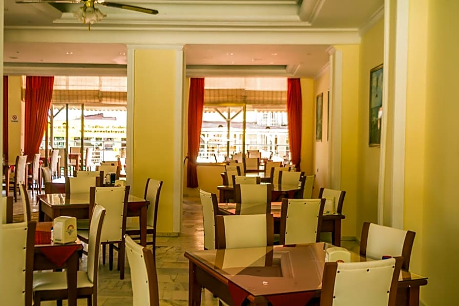 Hotel First Class Didim