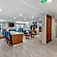 Holiday Inn Express & Suites North Conway, NH By IHG