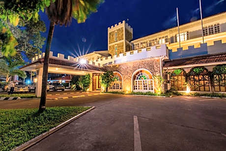 Protea Hotel by Marriott Dar es Salaam Courtyard