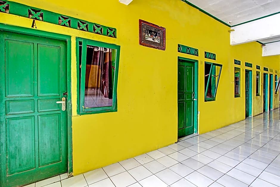 Hotel O Indah Arum
