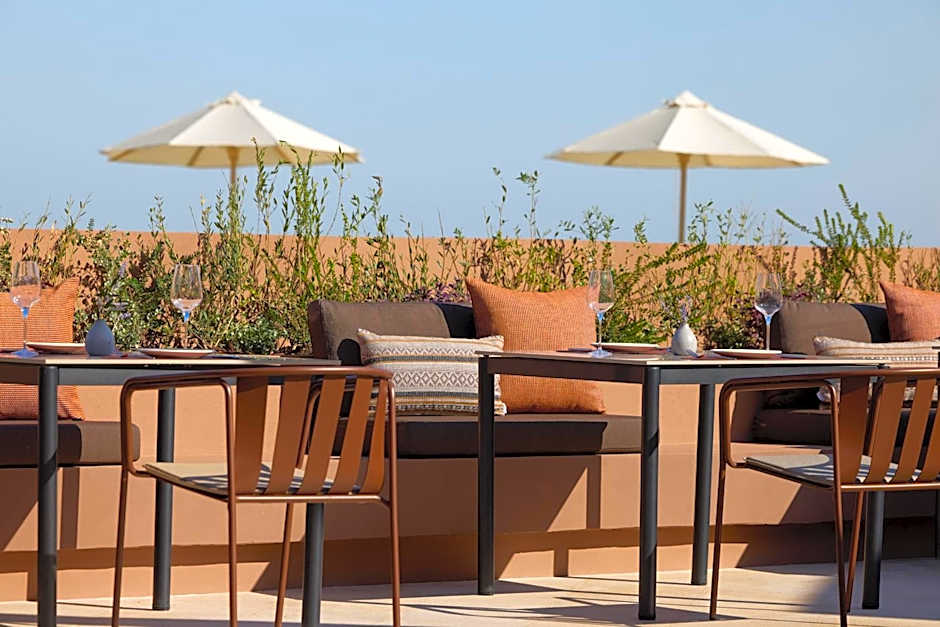 Rocrita Lifestyle Beach Resort