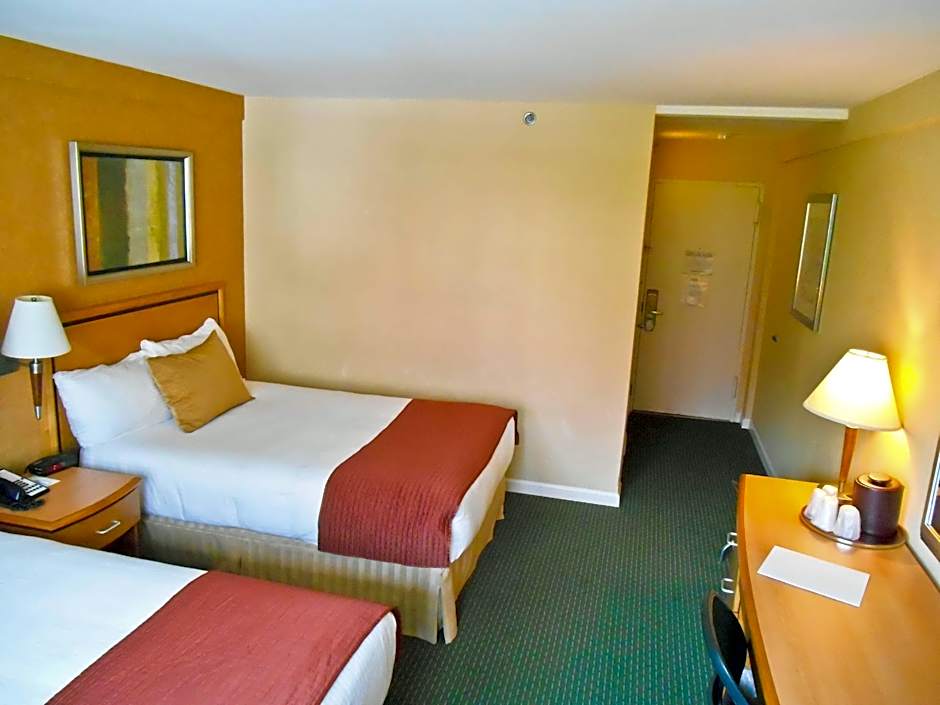 The Skyline Hotel New York