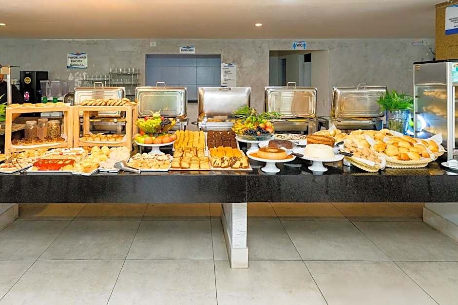 El Aram Beach & Convention