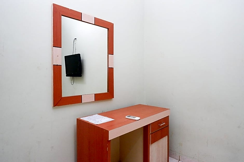 Urbanview Hotel Platinum Parepare