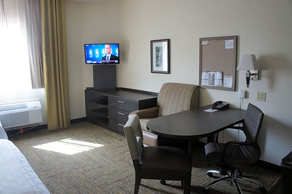 Candlewood Suites Clarksville By IHG