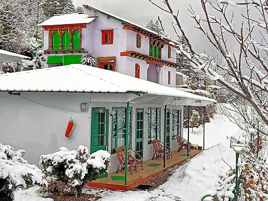 Himalayan High, Auli, by Himalayan Eco Lodges