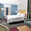 Home2 Suites by Hilton Newark-Airport, NJ