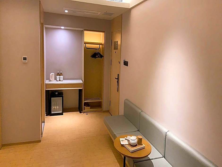 JI Hotel Shanghai Xuhui Yueyang Road