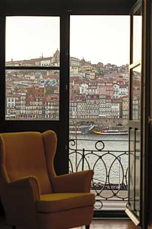 The House of Sandeman - Hostel & Suites
