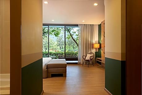 Studio Suite King with Plunge Pool