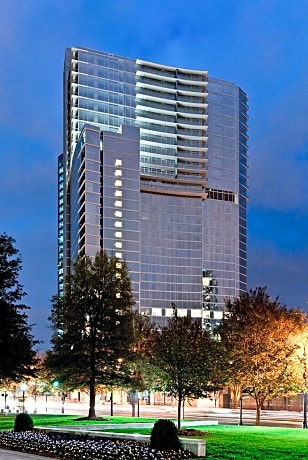Loews Atlanta Hotel