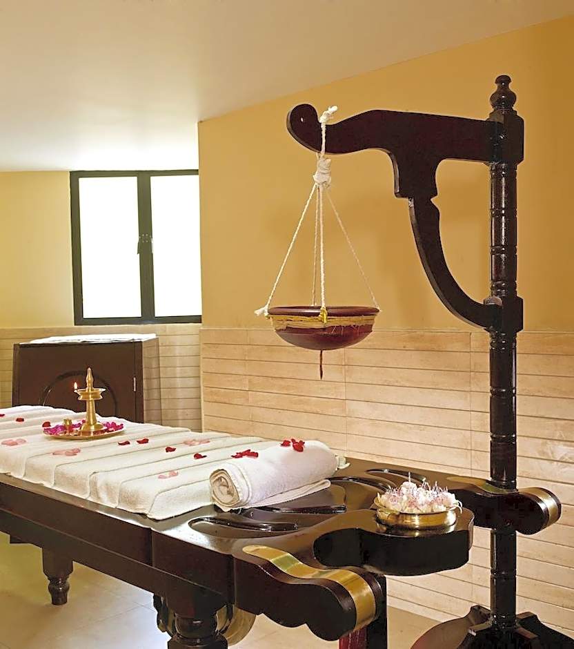 Clouds Valley Leisure Hotel