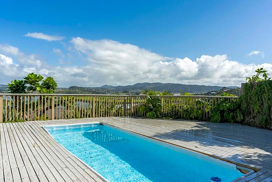 Oceanview Oasis - with pool and spa